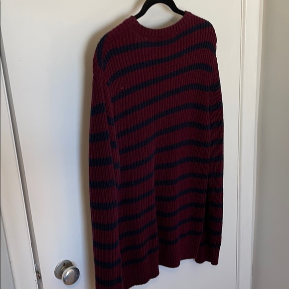 Men’s Small Forever 21 sweater. Small - Picture 8 of 8